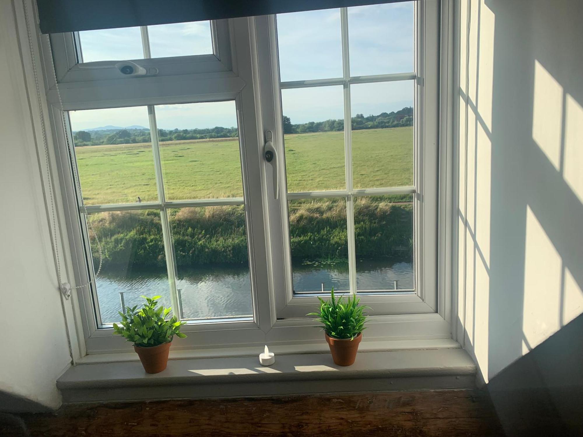 Riverside Cottage Tewkesbury Exterior photo